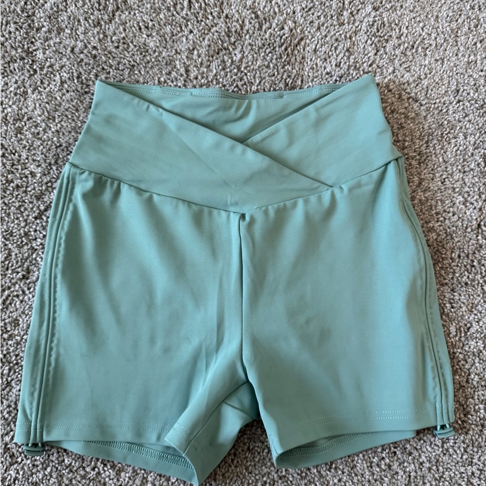 High Waist Green Performance Shorts